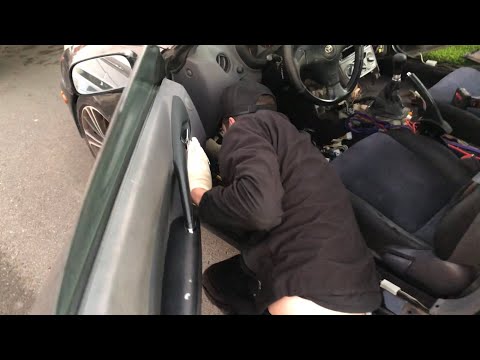 Part 1: Facebook Celica / Cleaning up the wiring mess and interior!