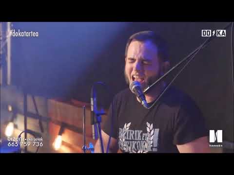 Kaleko Urdangak - Seguimos En Pie (DOKA) Zuzenean