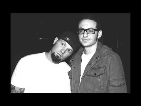 Limp Bizkit and Linkin Park - Crawling (Radio Is Dead)