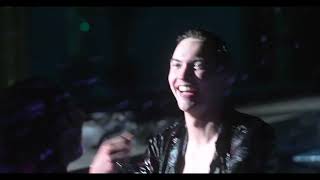 Video zu 'Be Mine' ansehen