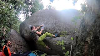 Photo of problem Beyonsit in La Jonquera boulder Area