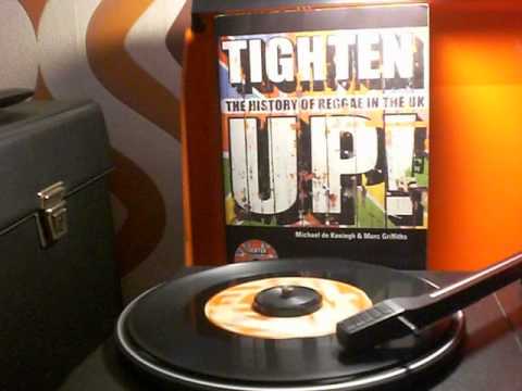 BOBBY WINSTON FRANCIS - TIME FOR A CHANGE  ( EARLY REGGAE )