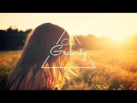 Crvvcks - Leaves (Feat. Javeon)