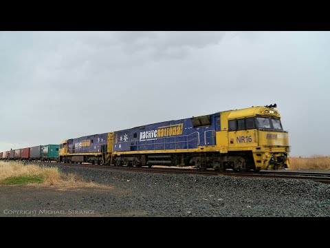 4MA5 Pacific National Intermodal Container Freight Train (12/12/2018) - PoathTV Australian Railways