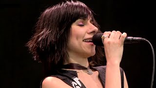 PJ Harvey - A Place Called Home (Glastonbury 2004)