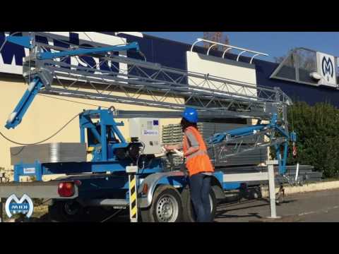 Grue MIDI 14 4 tractable avec crochet fixe - Towable crane by a light vehicle