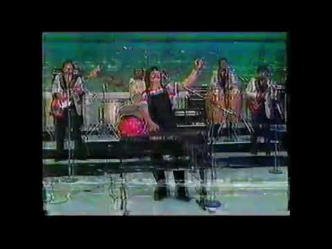 EL CARRO DE FEDERICO  CHICO CHE Y LA CRISIS EN VIVO