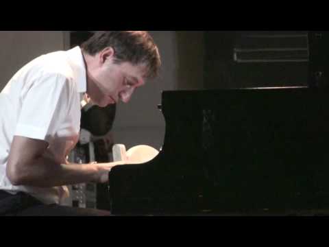 J.Kern "Smoke Gets in Your Eyes"