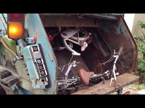 Garbage Truck Crushing Bicycles (Tokyo, Japan)