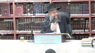 הרב בנימין חותה : הלכות קריאת התורה - כיצד לגעת בקלף ספר התורה ? (כולל חזון עובדיה) - התמונה מוצגת ישירות מתוך אתר האינטרנט יוטיוב. זכויות היוצרים בתמונה שייכות ליוצרה. קישור קרדיט למקור התוכן נמצא בתוך דף הסרטון הרב בנימין חותה : הלכות קריאת התורה - כיצד לגעת בקלף ספר התורה ? (כולל חזון עובדיה) - התמונה מוצגת ישירות מתוך אתר האינטרנט יוטיוב. זכויות היוצרים בתמונה שייכות ליוצרה. קישור קרדיט למקור התוכן נמצא בתוך דף הסרטון