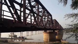 preview picture of video 'Queen Victoria Bridge Chak Nizam|Malakwal| part 2'