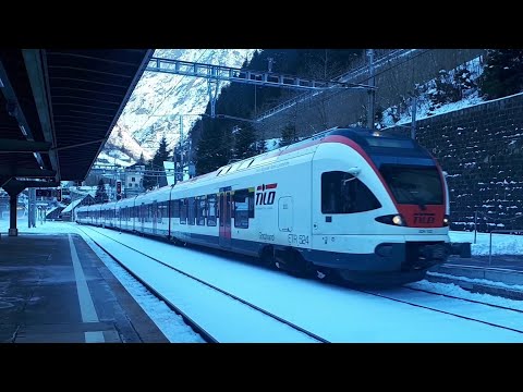 SBB Tilo Flirt Einfahrt in Göschenen