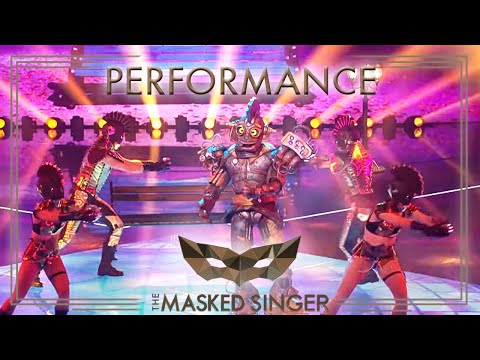 "Staying Alive" von den Bee Gees | No Name | The Masked Singer | ProSieben