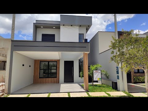 Two-story house with 162 m² of living space on a 150 m² lot, integrated living areas on the groun...