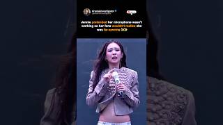Download lagu jennie pretended her mic wasn't working so fans wouldn't realize her lip-syncing #jennie #kpop mp3