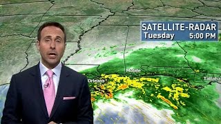 Tropical storm Cindy hits Gulf coast as southwest faces heat wave