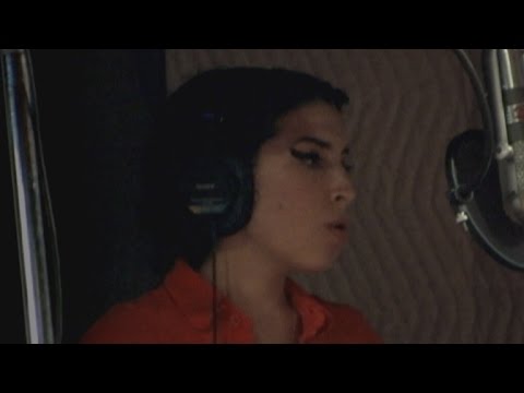 See the Moment Amy Winehouse Recorded 'Back to Black' With Mark Ronson