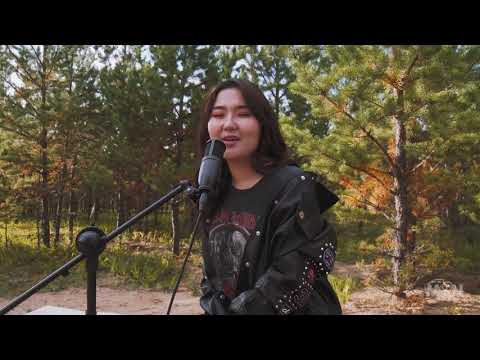 Munkhzul MZL - Can't Help Falling In Love (Cover)