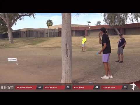 Anthony Barela Crush’s 700ft Roller Then Nails Eagle Putt At The Memorial | Top Discgolf