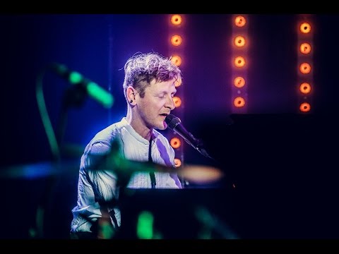 Ozark Henry - Heroes (live)