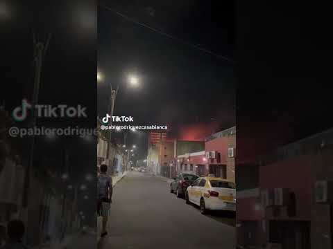 Barrio Sur, Montevideo, Uruguay 🇺🇾 incendio en Sub estación de UTE 7/12/25 (video:Pablo Rodríguez)