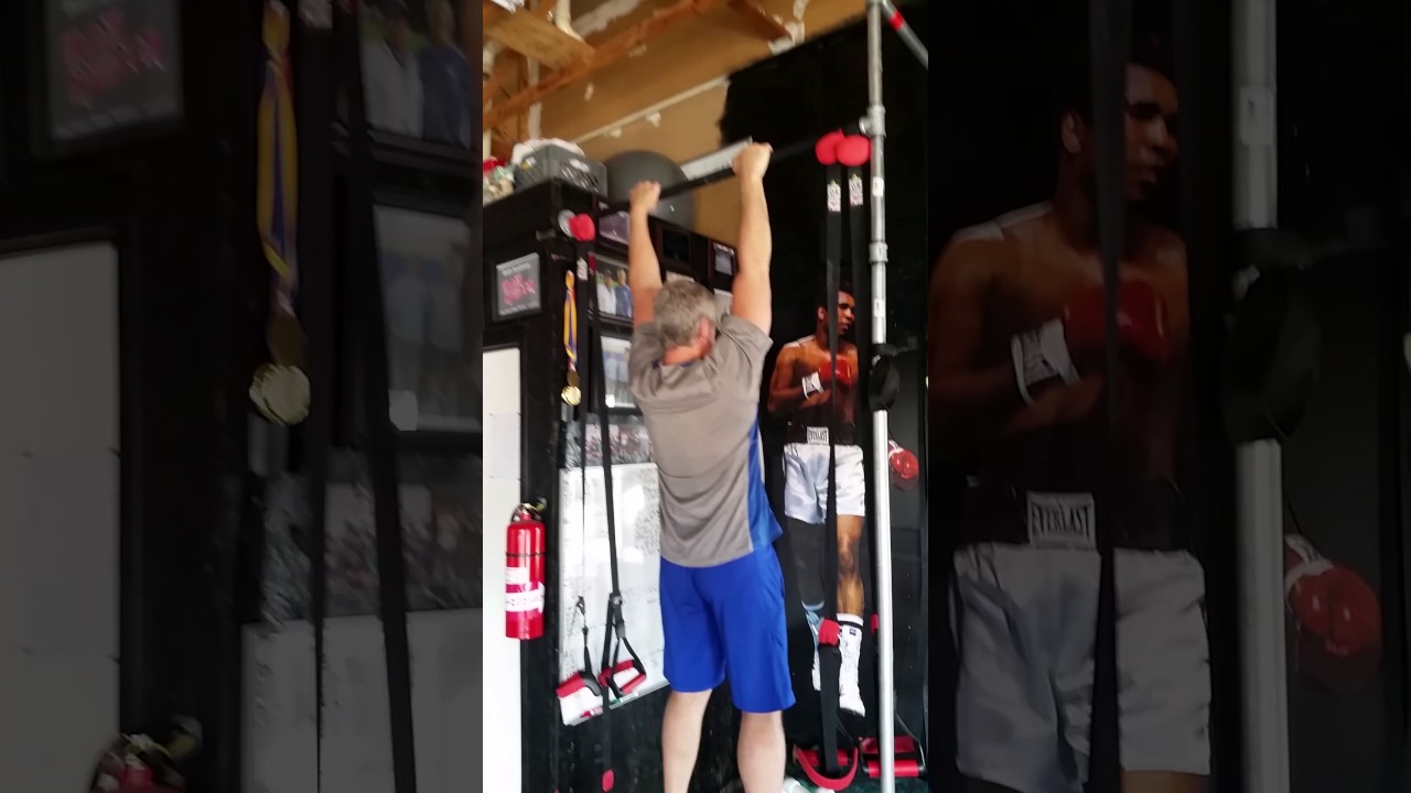 Bar Hang Shoulder Rolls - YouTube