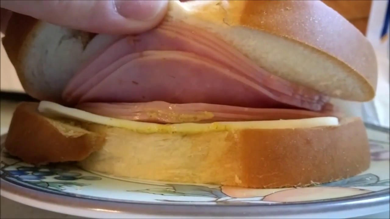 How many calories are in a piece of sliced ham? Tipseri