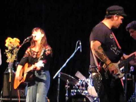 Whispertown 2000  feat. Maria Taylor - Time will welcome anything (live)