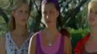 phoebe tonkin - waiting here