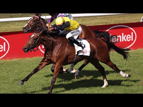 Düsseldorf: Großer Preis von Gottfried Schultz - Diana Trial 2025 Siegerin: Raposa