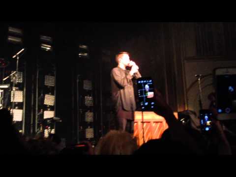 twenty one pilots: Josh breaks the kick drum - live in Seattle 10/10/14