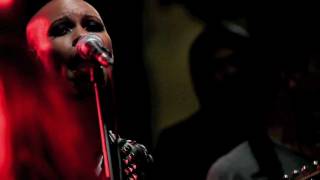 SKUNK ANANSIE "You Saved Me" (HD Video) from WONDERLUSTRE