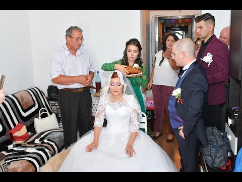 04 TRADITII   -   Turta miresei  -  Nunta Live !