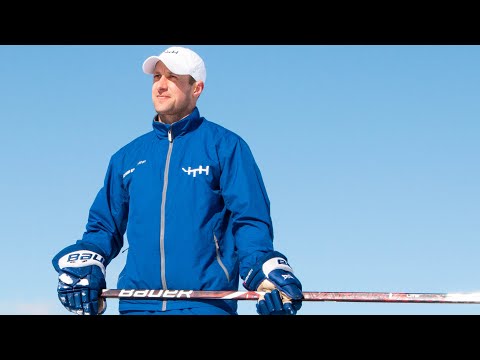 How to Lead Instruct a Team Training Lesson | iTrain Hockey thumbnail