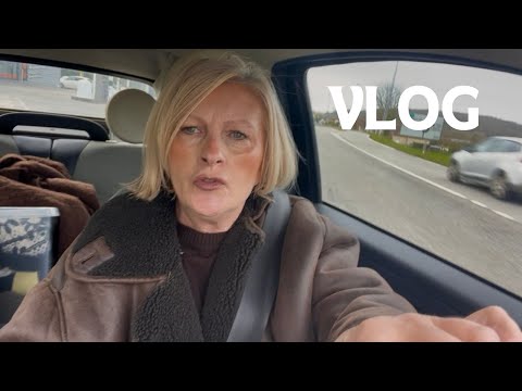 LET'S CHAT?!? & NEW READ