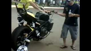 preview picture of video 'moto manobra'