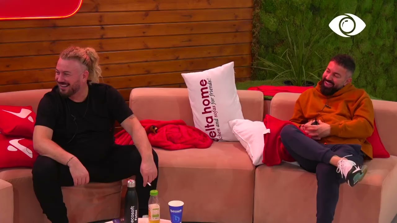 Luizi-Kiarës: A jam i shijshëm?/ Kiara: Pse më pyet në sy të njerëzve?