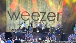 Weezer - Hash Pipe (Live At Sonisphere UK 09/07/11)