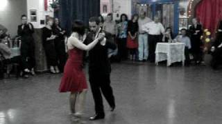 Daniel Nacucchio y  Cristina Sosa en la Milonga del Circulo Apolo