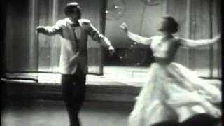 Nothing matters when we&#39;re dancing - Magnetic Fields
