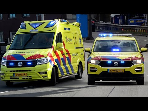 [Solo-] Ambulances met spoed tijdens Voorjaarsstorm in Groningen