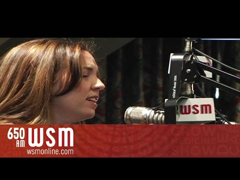 WSMonline.com presents: Stephanie Chapman performing 