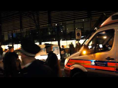 Протестът пред Лондонския университет