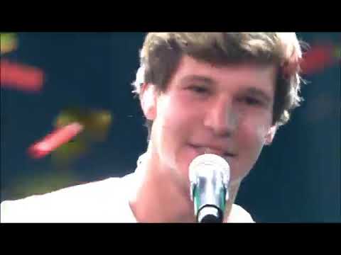 Wincent Weiss singt live "Einmal im Leben"