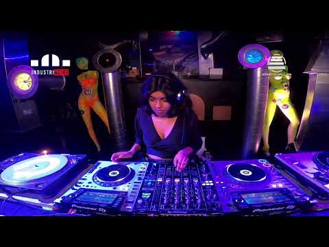 Ashwini @ IndustriaLive / Stadtchäller Winterthur / 21.11.2020