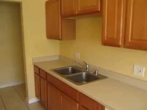 PL1996 - LARGE 2+2 Apartment For Rent in Glendale 4-PLEX