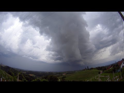 Nevihtni oblaki nad Prlekijo