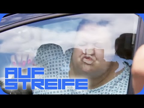 Süchtig nach Pizza: Aggressive, korpulente Frau greift Pizzaboten an | Auf Streife | SAT.1