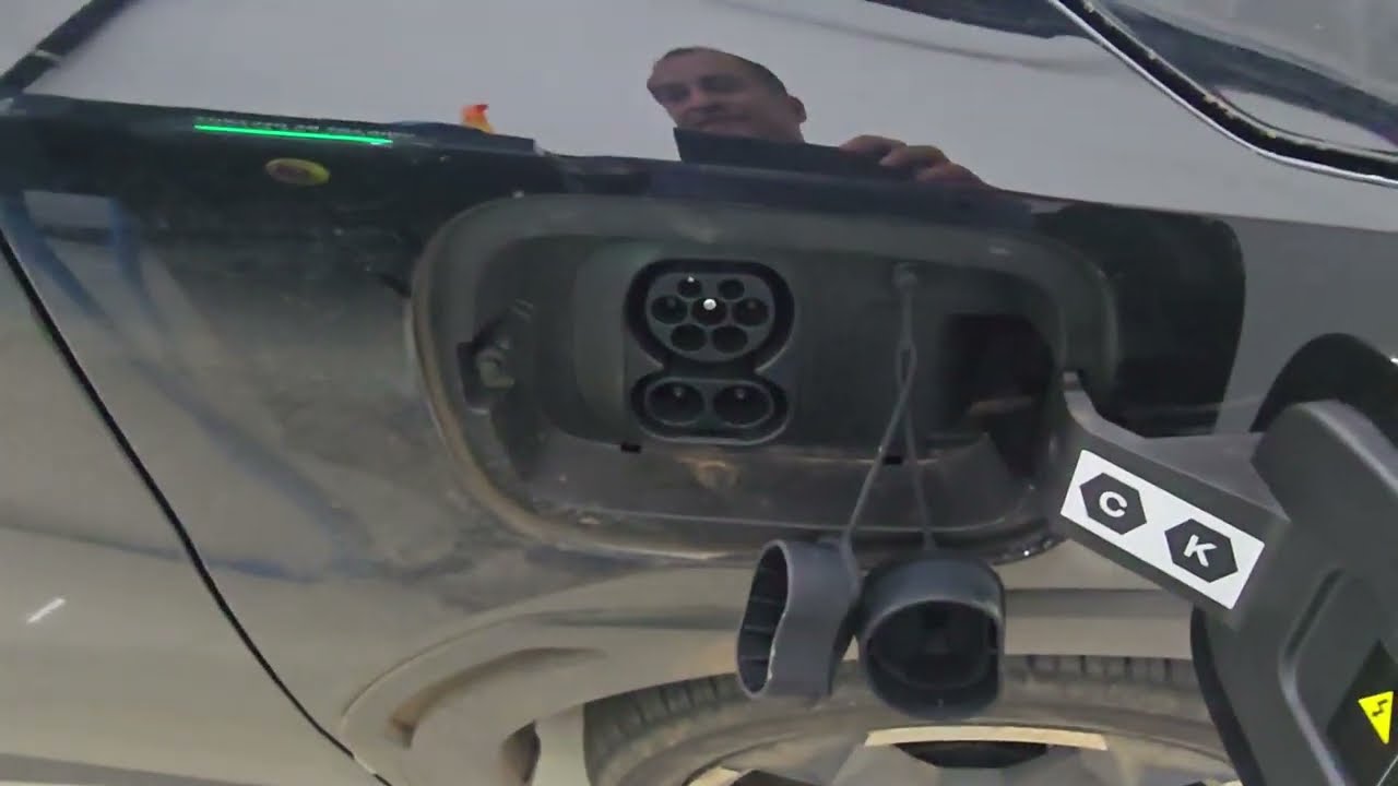 Recarregando o Dolphin mini em recarga rápida (DC)