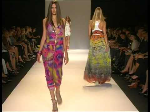 Matthew Williamson SS09 Show